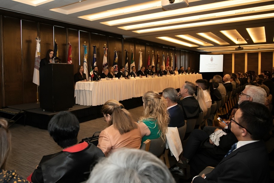 Abogadso piden al INE y Tepjf evitra mayoría de Morena en el Congreso