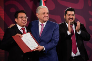 AMLO vino a revolucionar la forma de comunicar en México