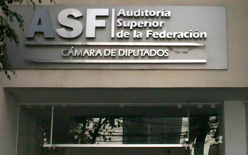 AMLO pide investigar retiro de ahorros del PJF