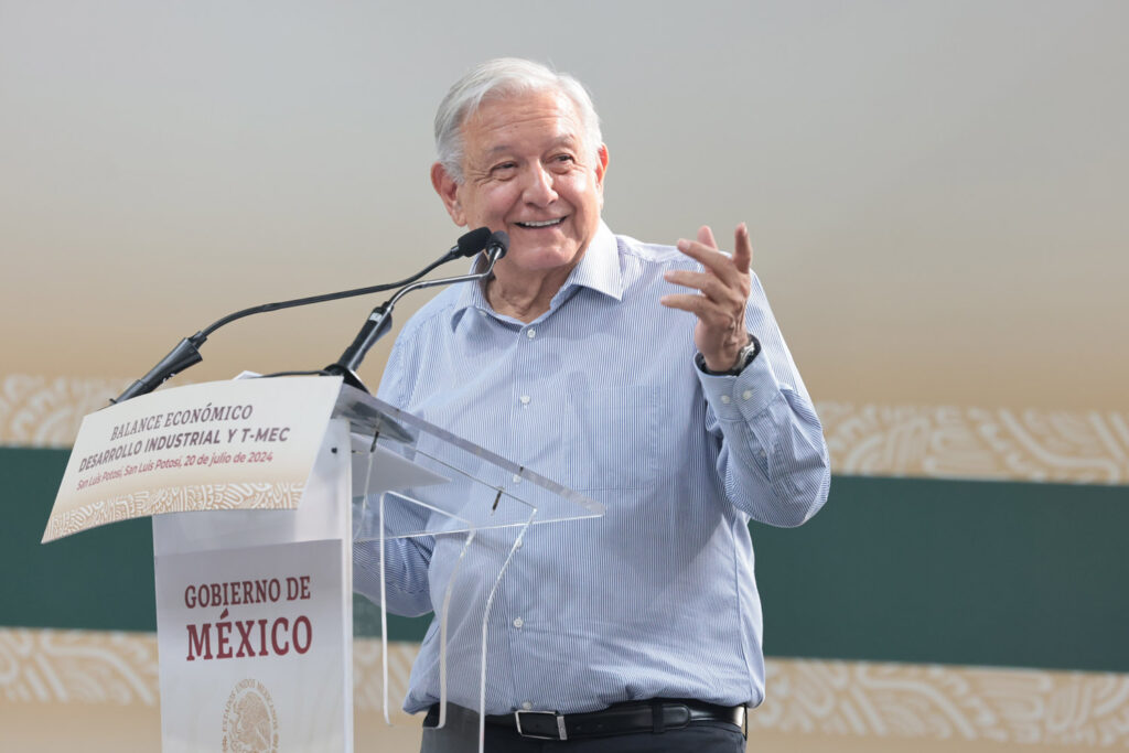 AMLO pide a Sheinbaum no abandonar al sureste