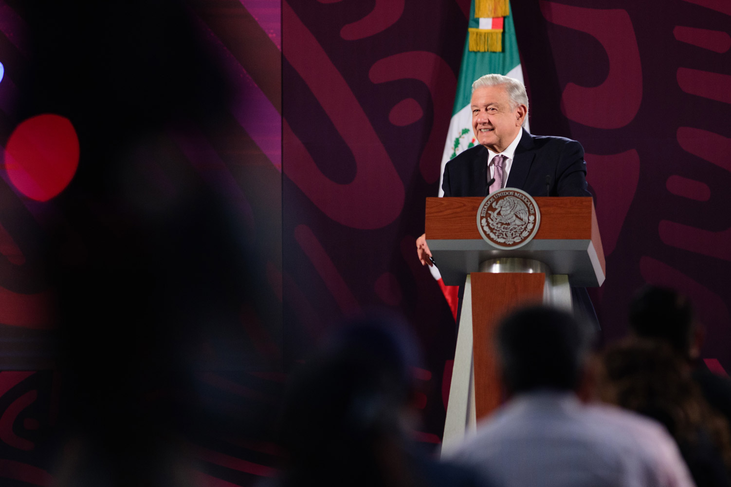 AMLO: voto de elección del sindicato petrolero es libre