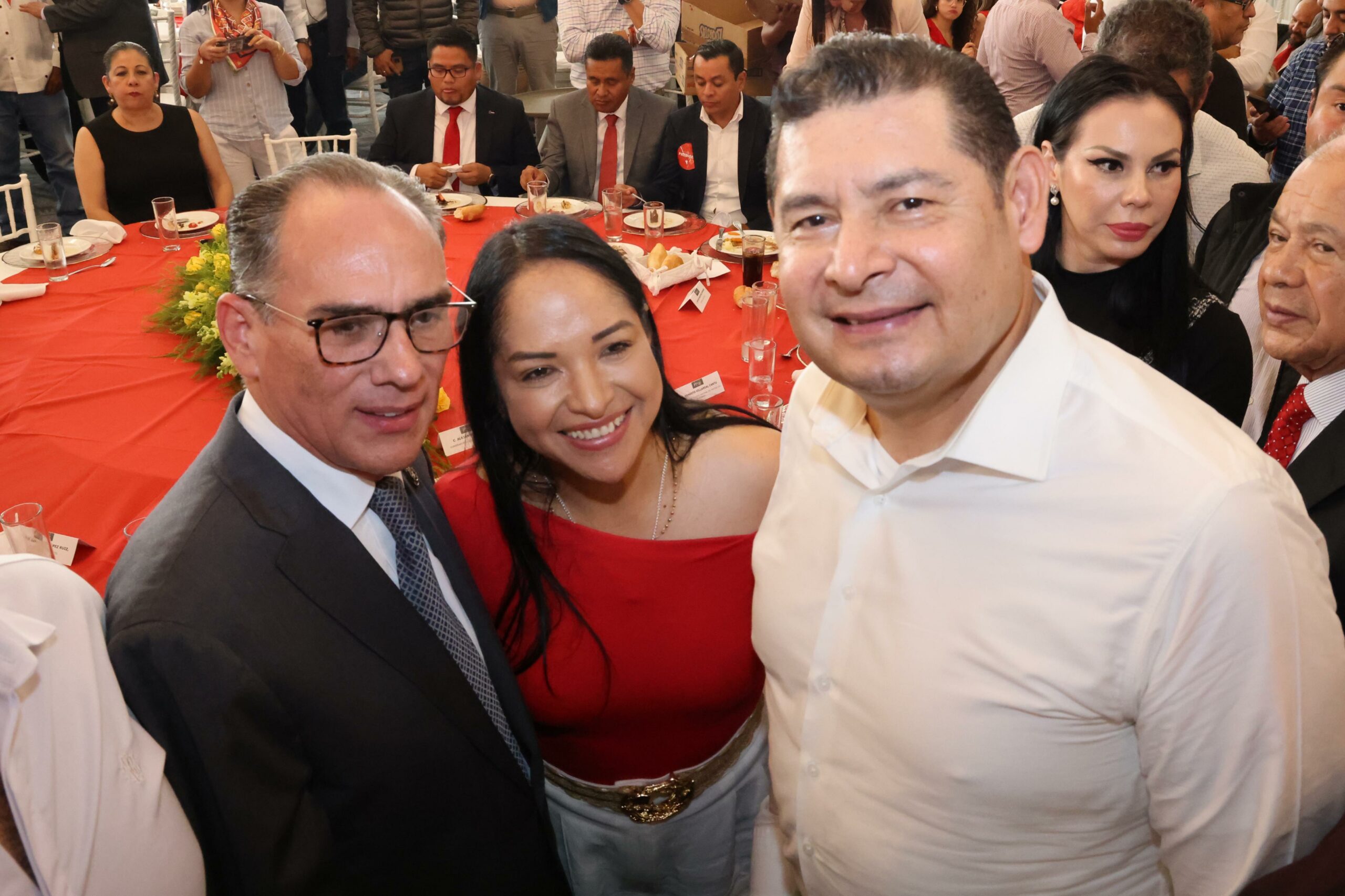 Armenta y Sheinbaum reciben apoyo del Partido del Trabajo