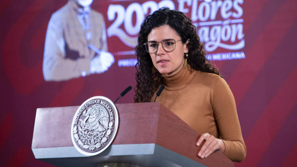 Luisa Alcalde suena para dirigencia