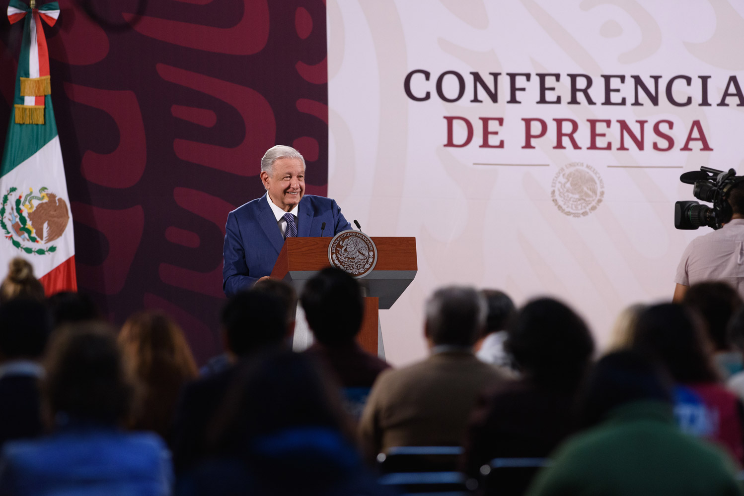 100 mil mexicanos salieron de la pobreza cada mes con AMLO