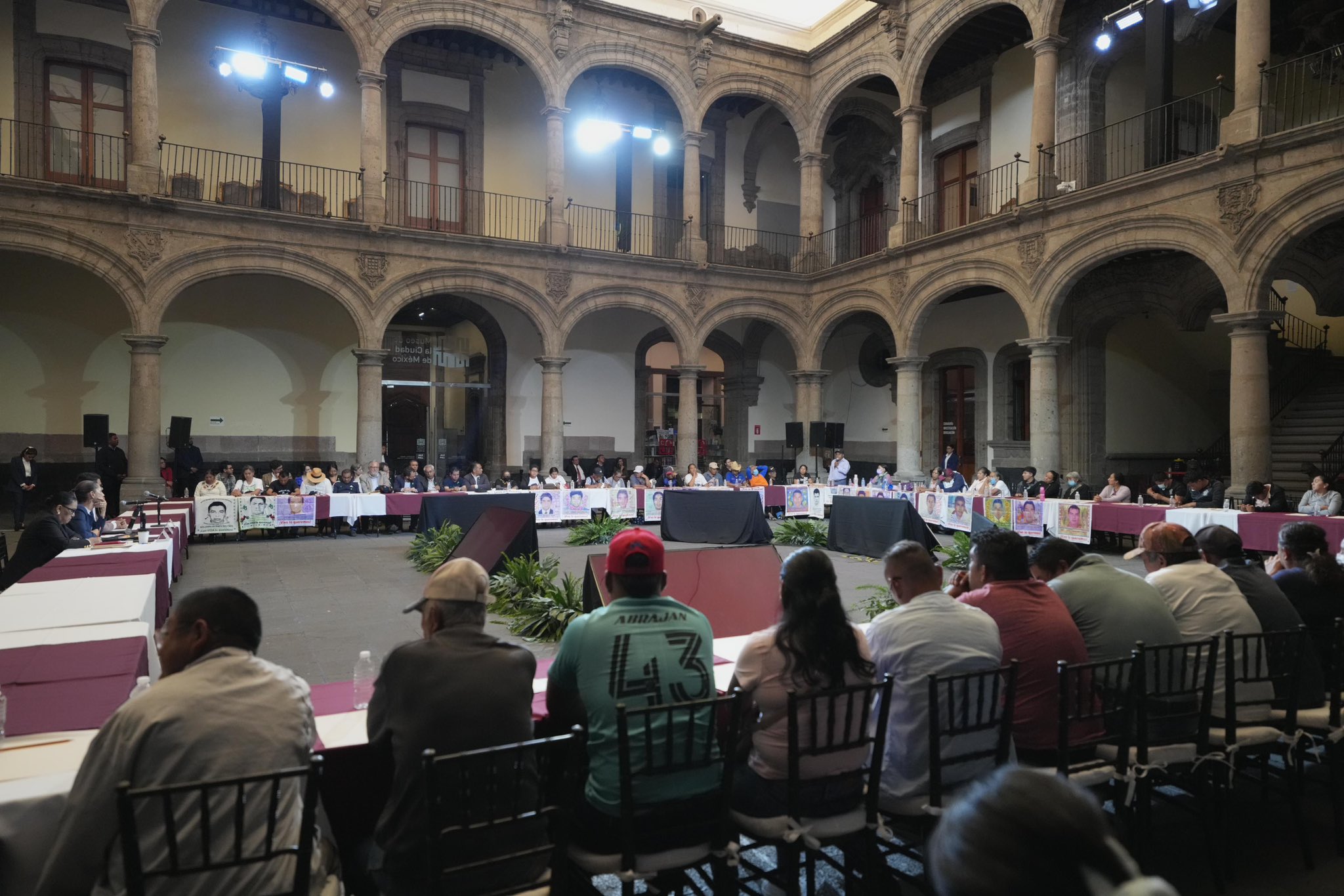 Sheinbaum promete llegar a la verdad de caso Ayotzinapa