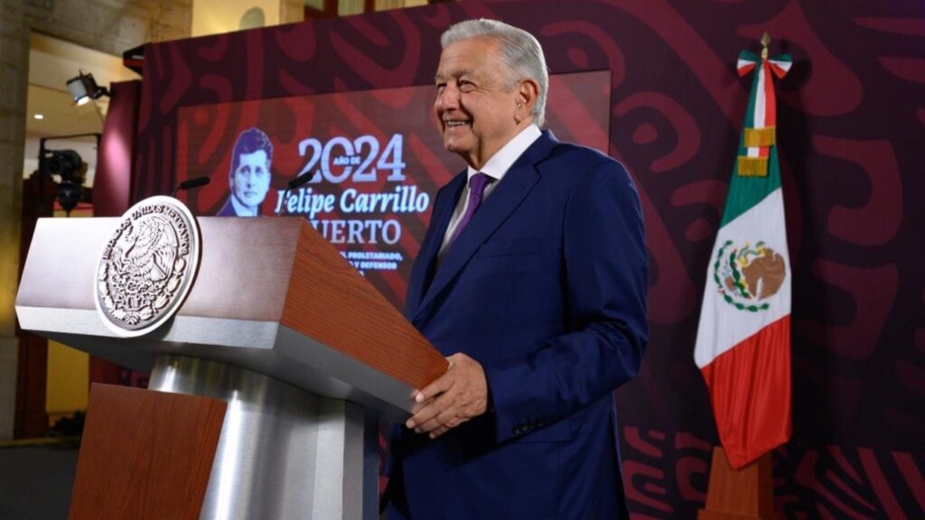 AMLO celebró aprobación ante adversidades