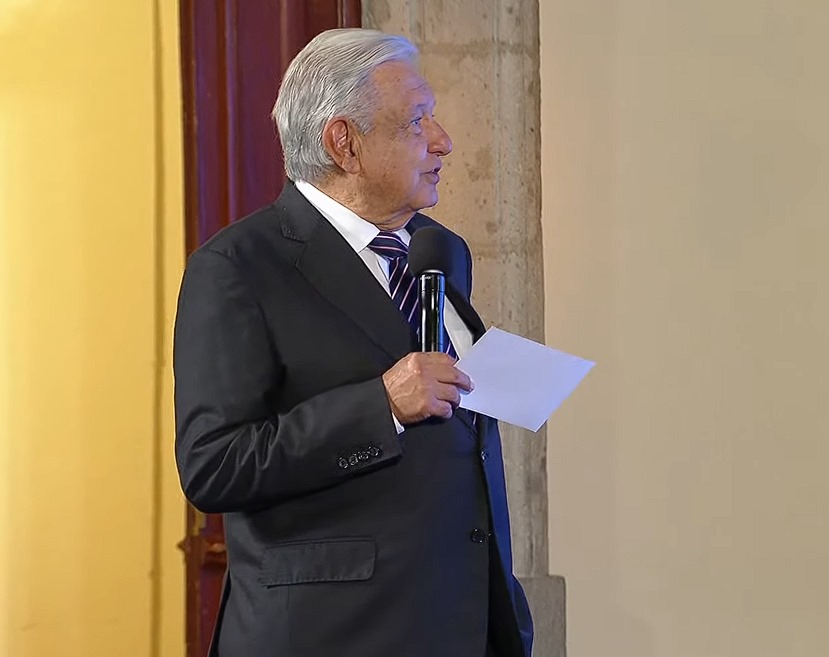 AMLO mostró carta de Ferrosur por indemnización