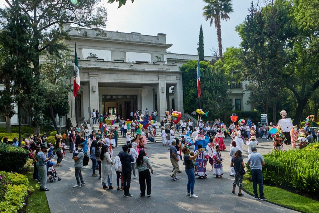 Centro Cultural Los Pinos