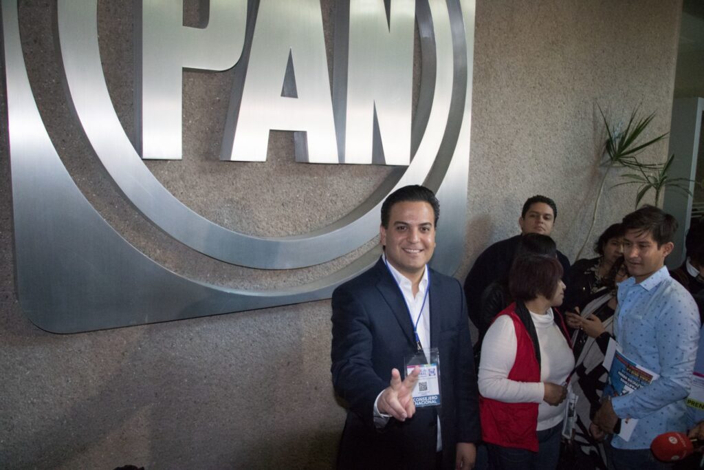 Damián Zepeda lanza advertencia al PAN