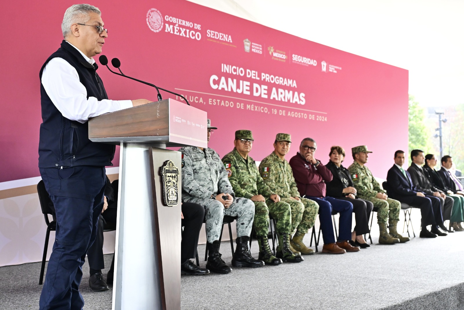 Delfina Gómez inicia programa de canje de armas en Edomex