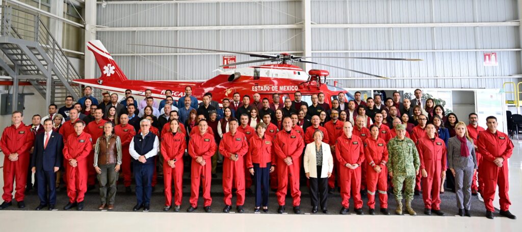 Delfina Gómez reconoce labor de Unidad Aérea