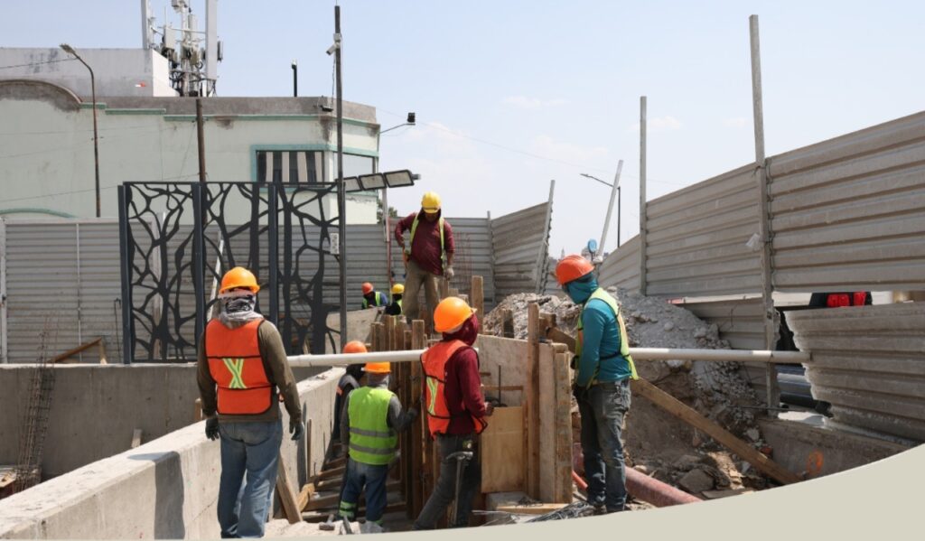 Francisco Serrano acelera construcción tras retrasos por lluvias