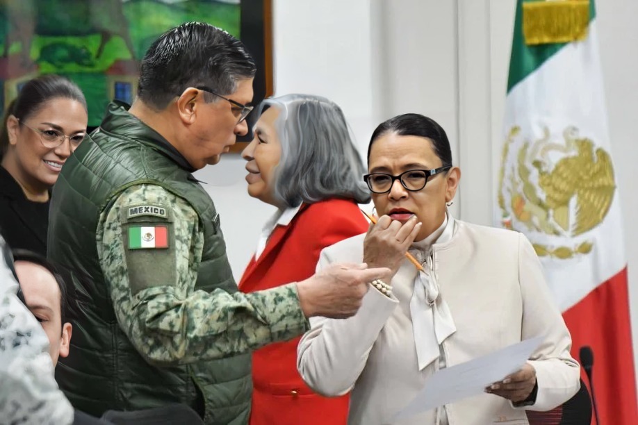 Rosa Icela en reunión de seguridad