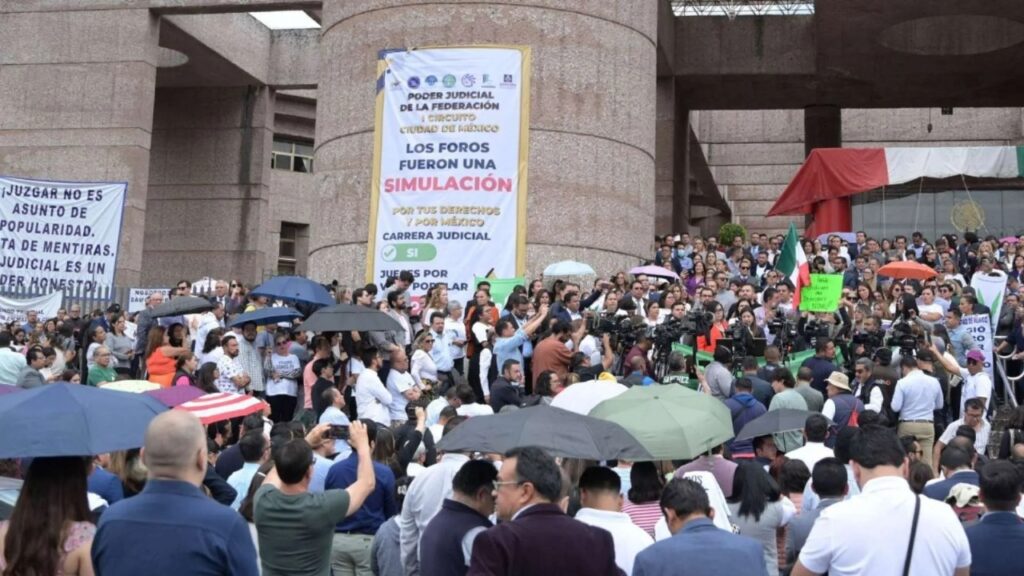 Trabajadores del Poder Judicial iniciaron paro laboral.