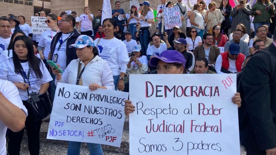 Trabajadores del PJF protestan por reforma judicial