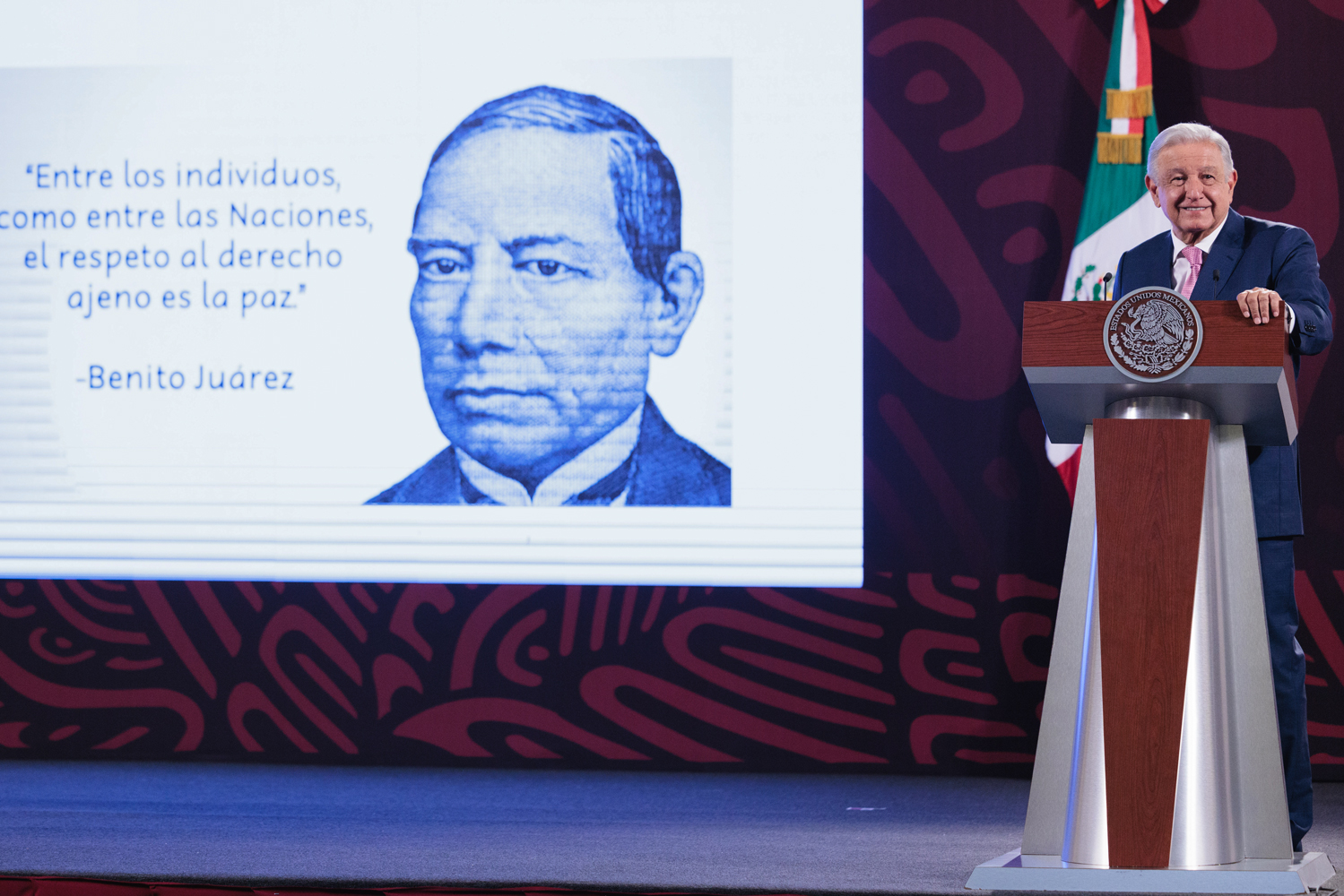 AMLO critica intervención del Poder Judicial en el Legislativo