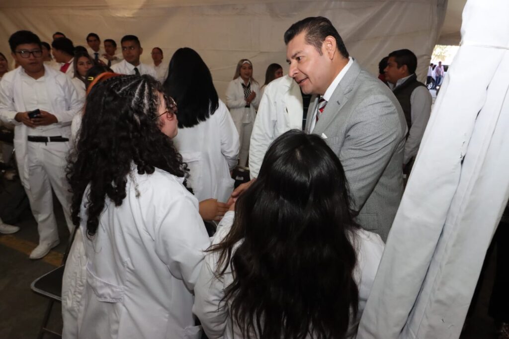 Alejandro Armenta aseguró atención médica eficiente en Puebla