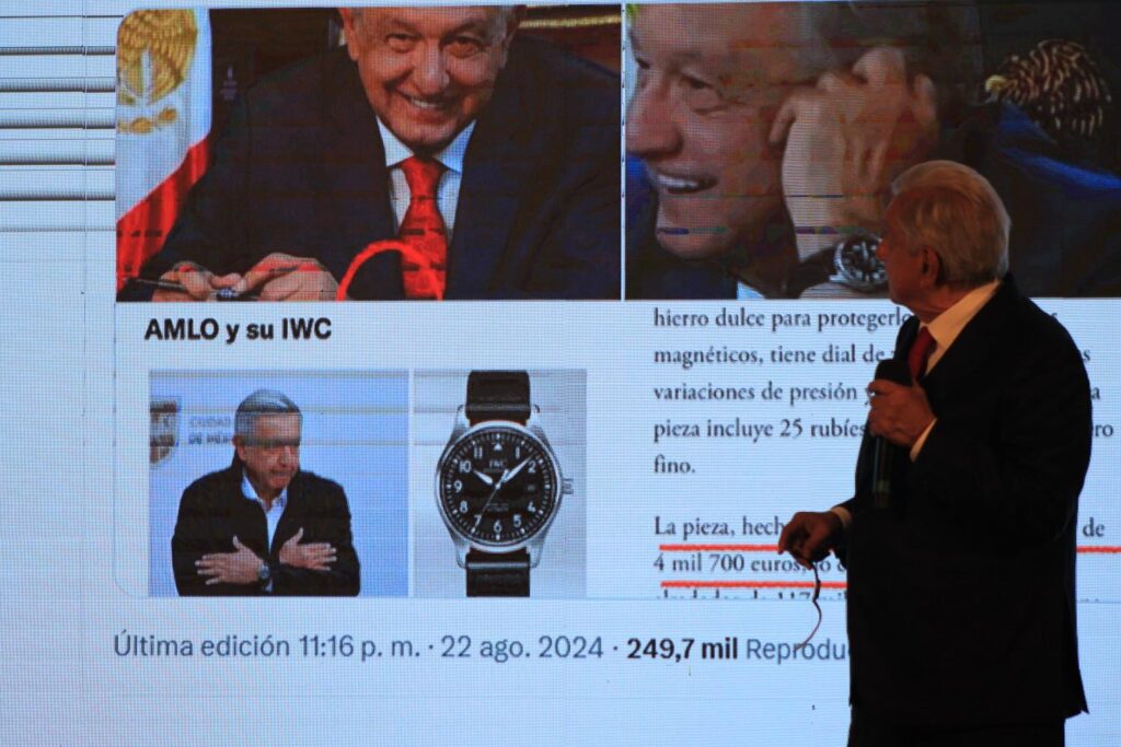 AMLO muestra supuestas acusaciones de reloj de IWC