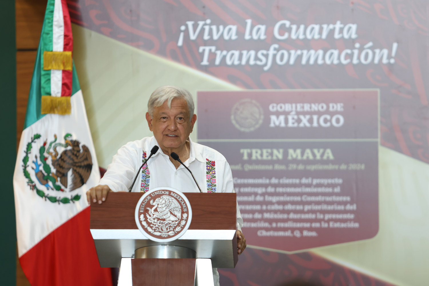 AMLO concluye entrega del Tren Maya con Sheinbaum