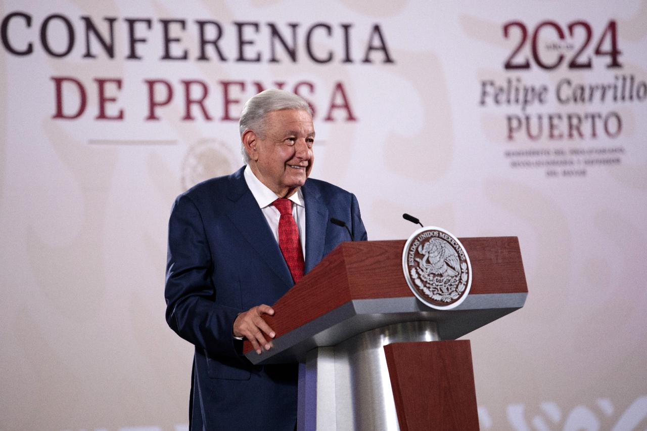 AMLO critica el silencio de Norma Piña