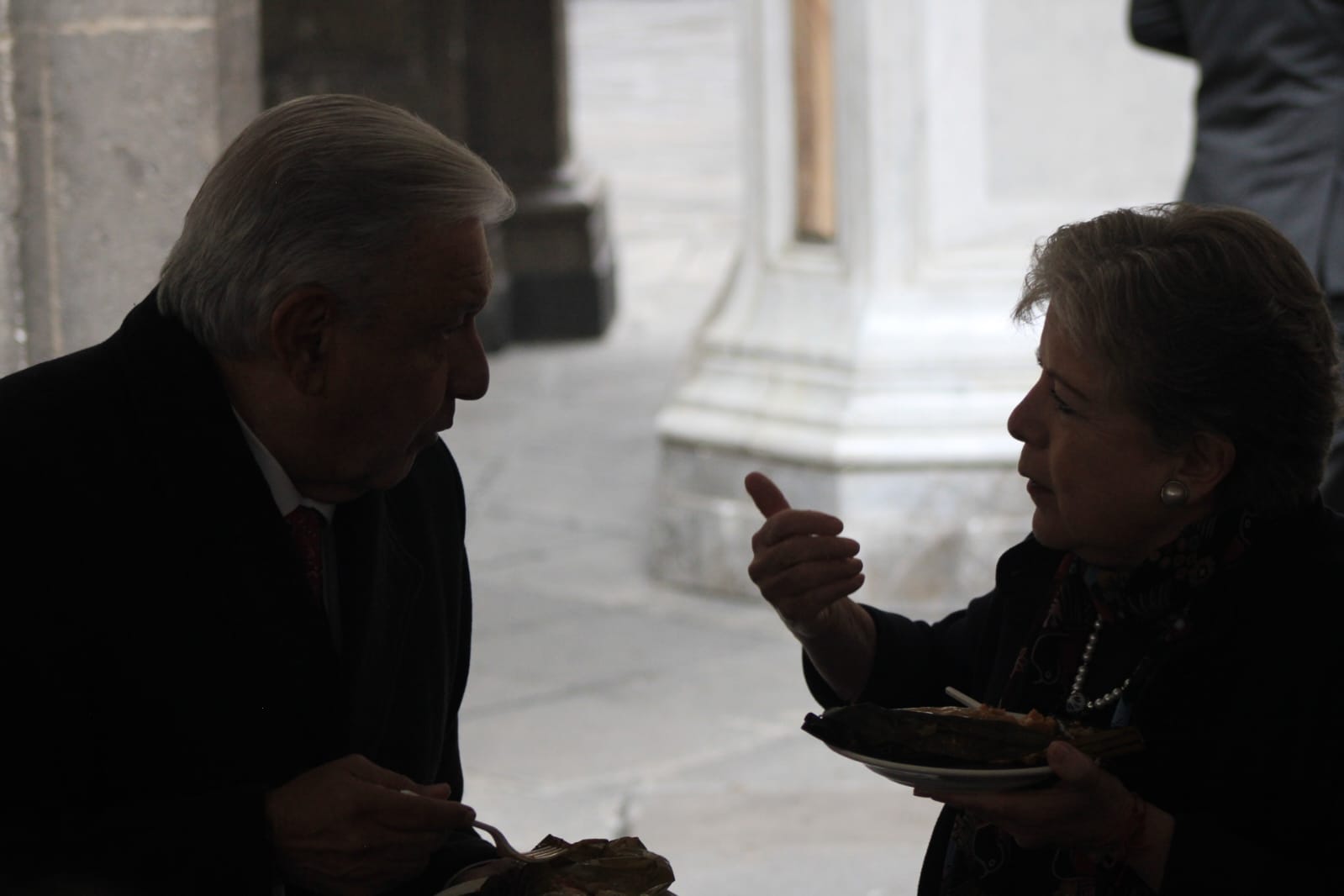 AMLO se retira de Palacio Nacional