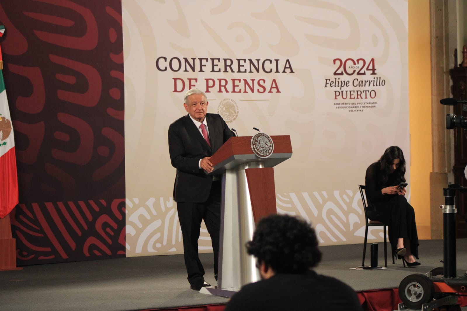 AMLO señala prepotencia de gobierno español