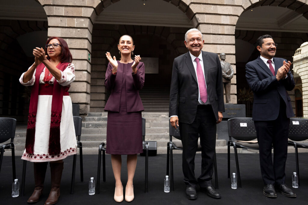 AMLO y Sheinbaum gozan de aprobación de panistas