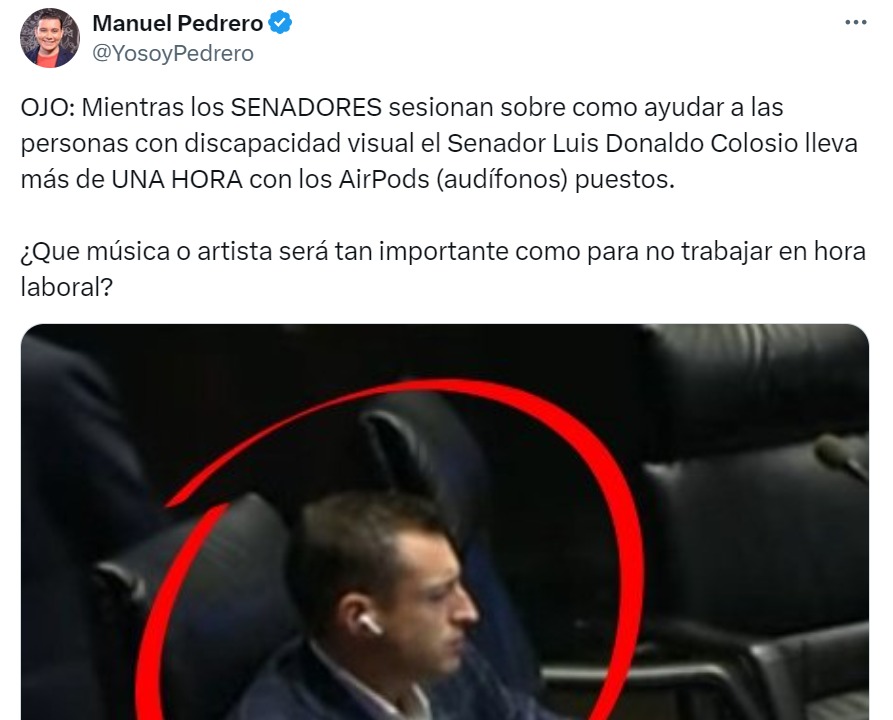 Colosio Riojas más de una hora con Airpods