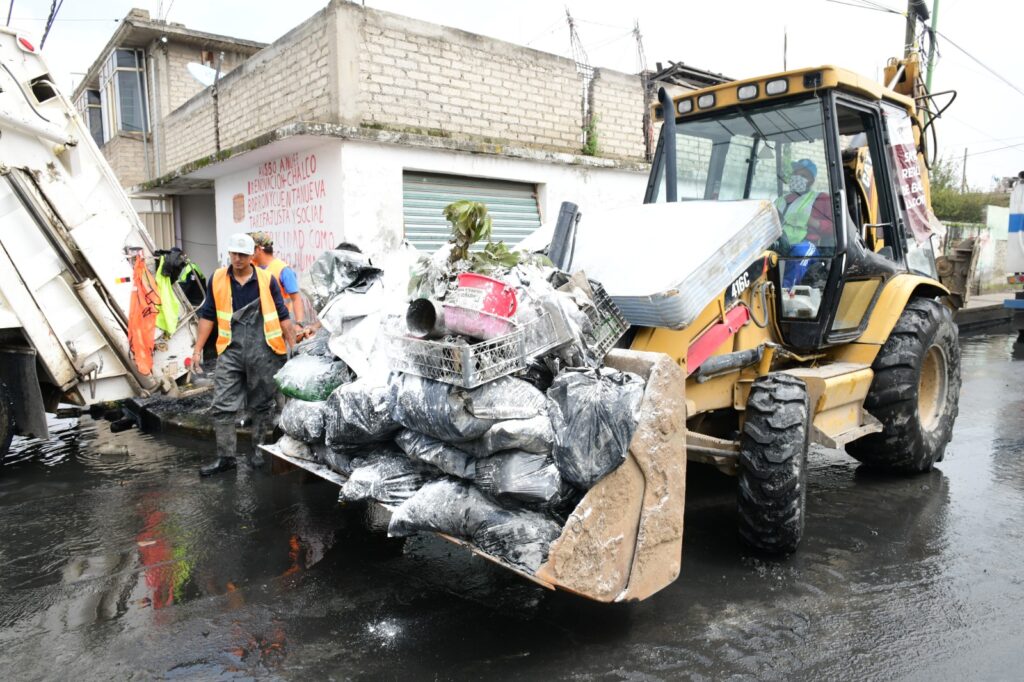 Delfina Gómez coordinó obras en Chalco