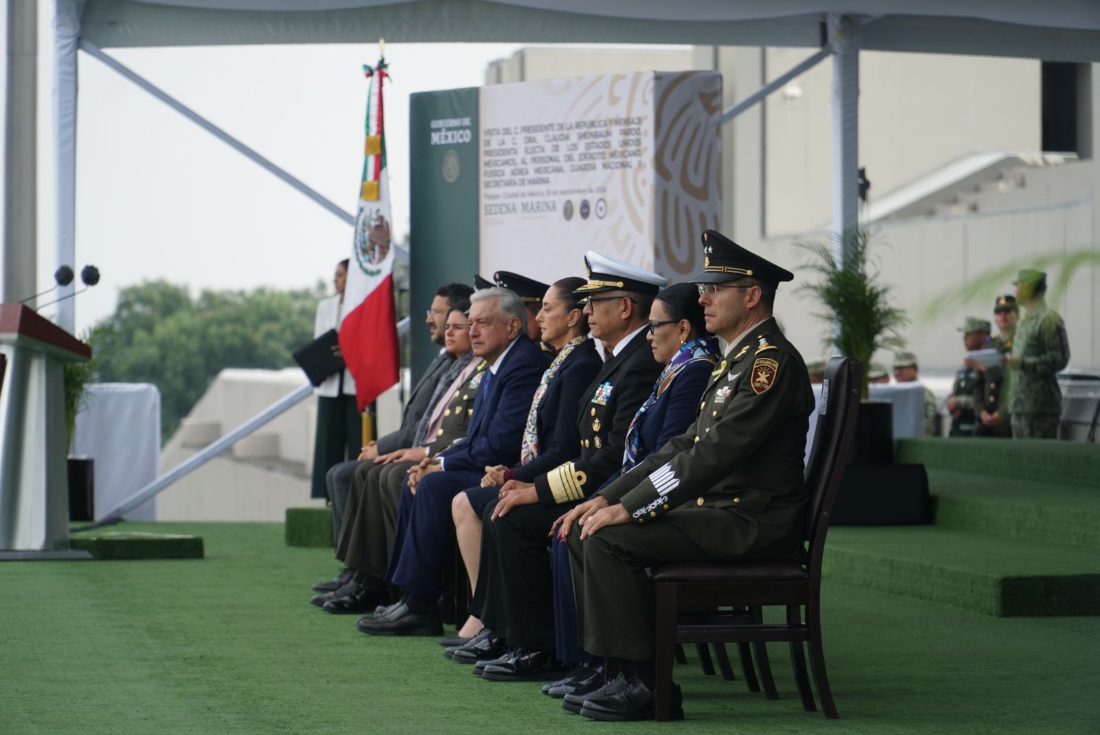 Fuerzas Armadas de AMLO