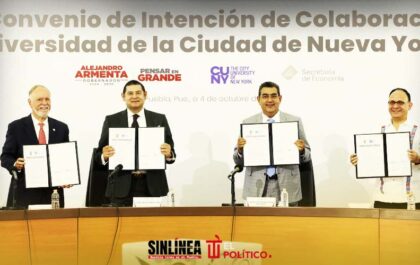 Alejandro Armenta firma convenio con Universidad de NY