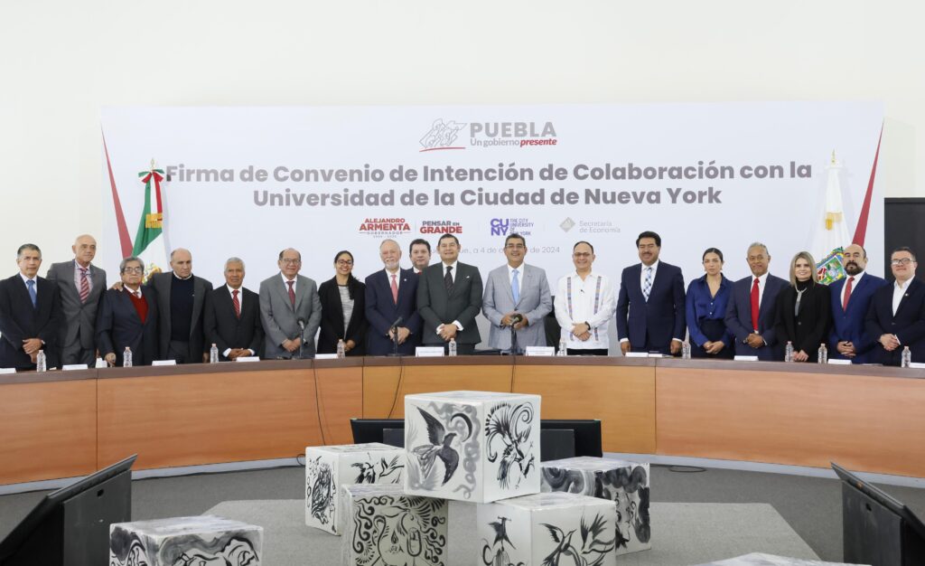 Alejandro Armenta y Sergio Salomón firman convenio con la CUNY