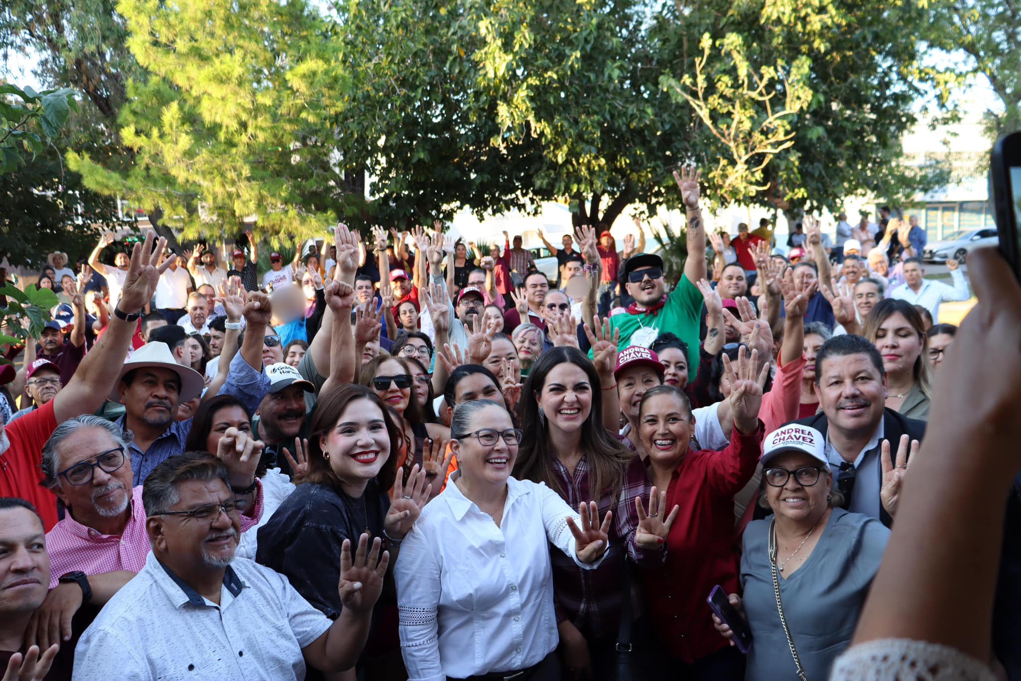 Andrea Chávez inaugura casa de enlace