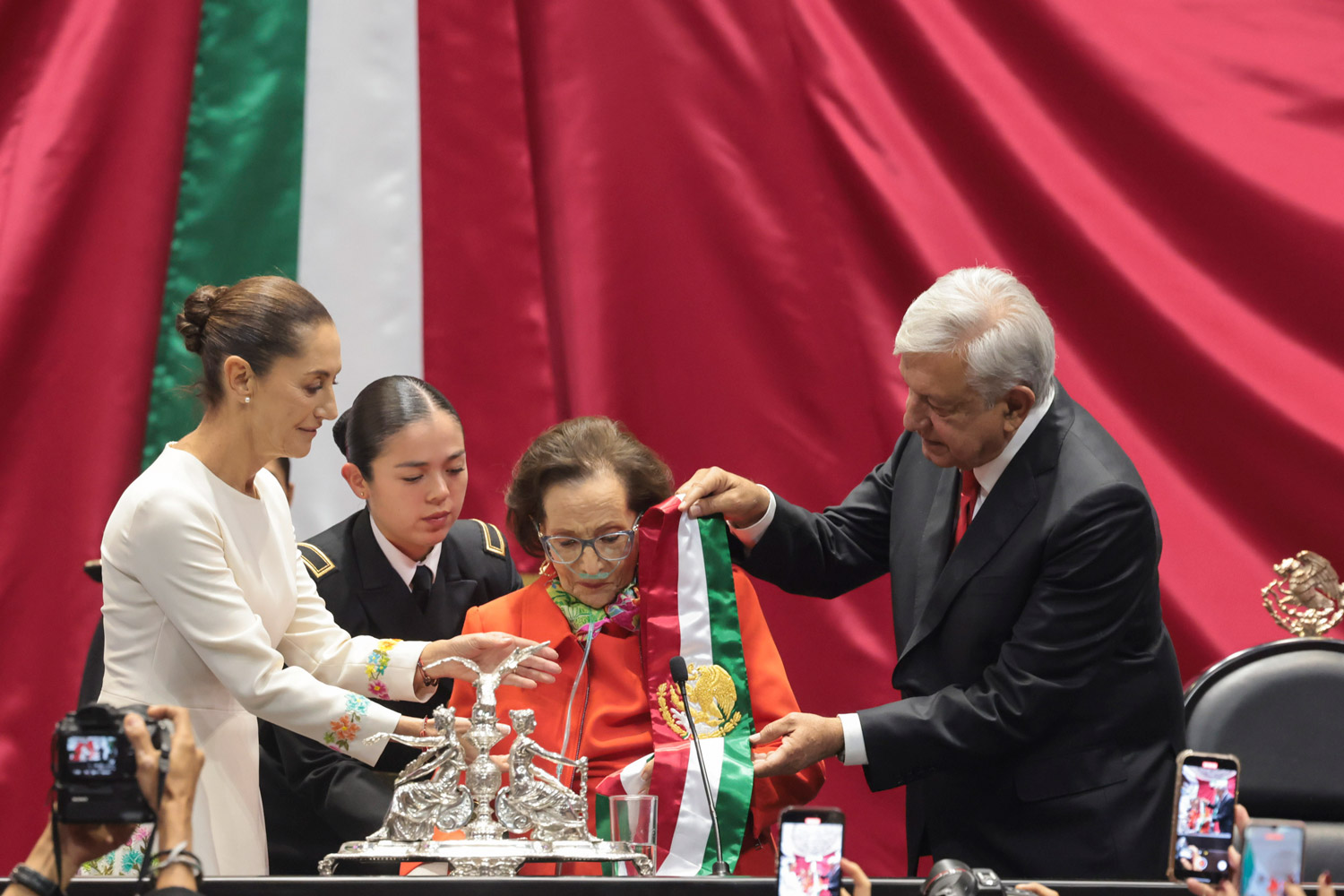 Fallece Ifigenia Martínez y Hernández