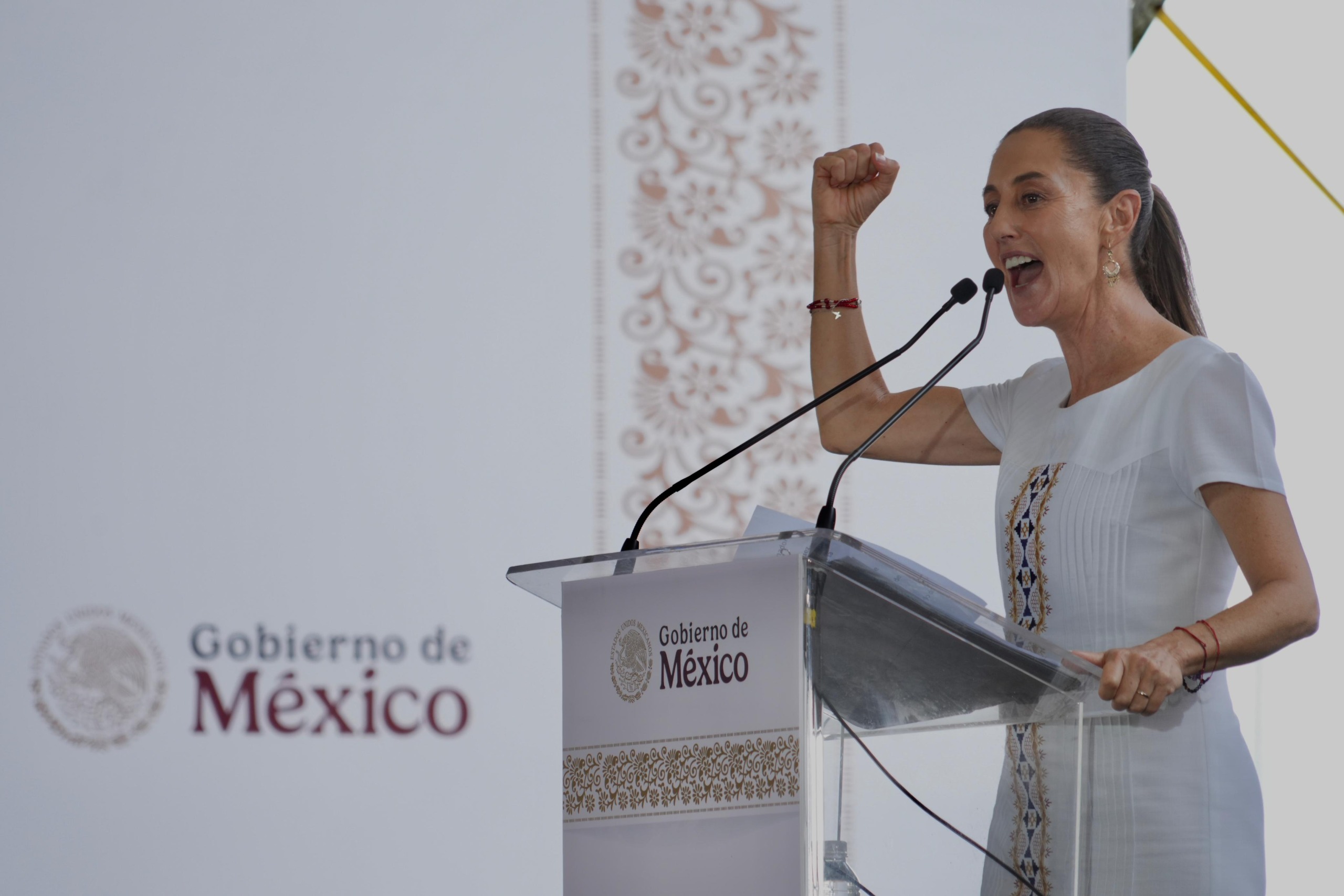 Sheinbaum presenta apoyos en Yucatán