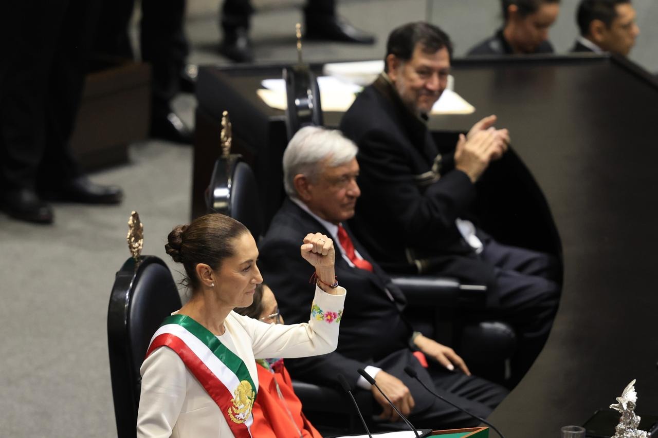 Sheinbaum y AMLO en el Congreso