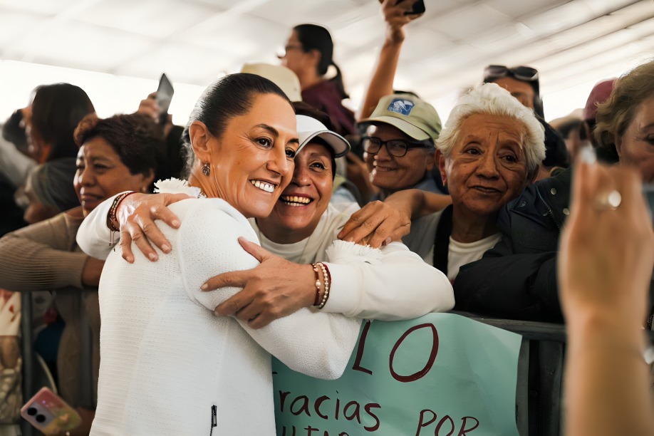 Denise Dresser critica presupuesto para programas sociales