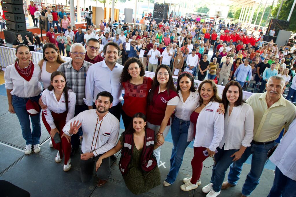 Luisa Alcalde en Colima