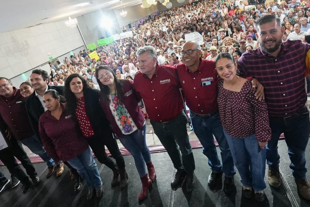 Luisa Alcalde en Nayarit