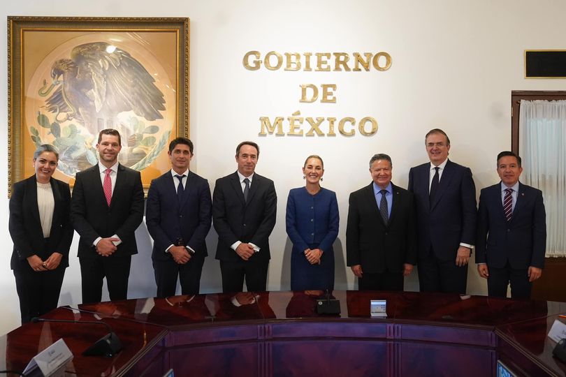 Marcelo Ebrard en reunión con Sheinbaum