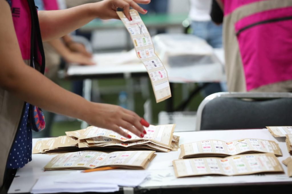 Patricia Aguayo apoya candidaturas de trabajadores del PJF