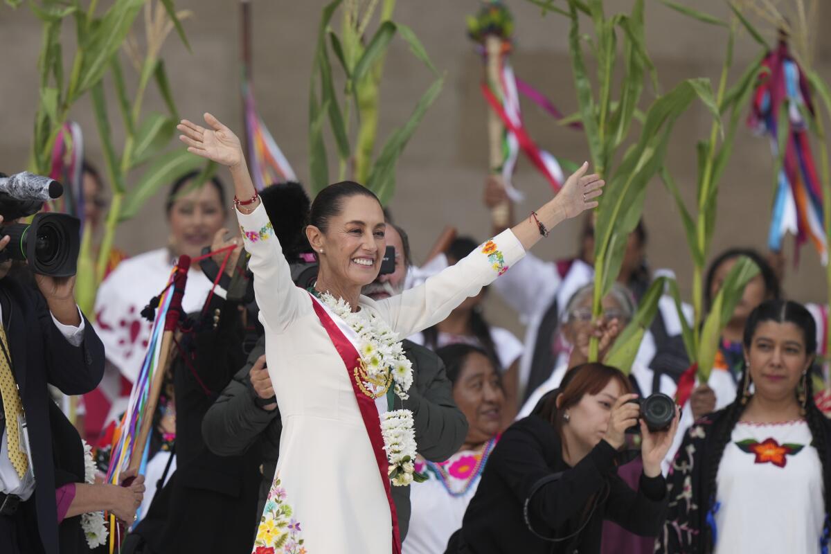 Sheinbaum recibe reconocimiento Time