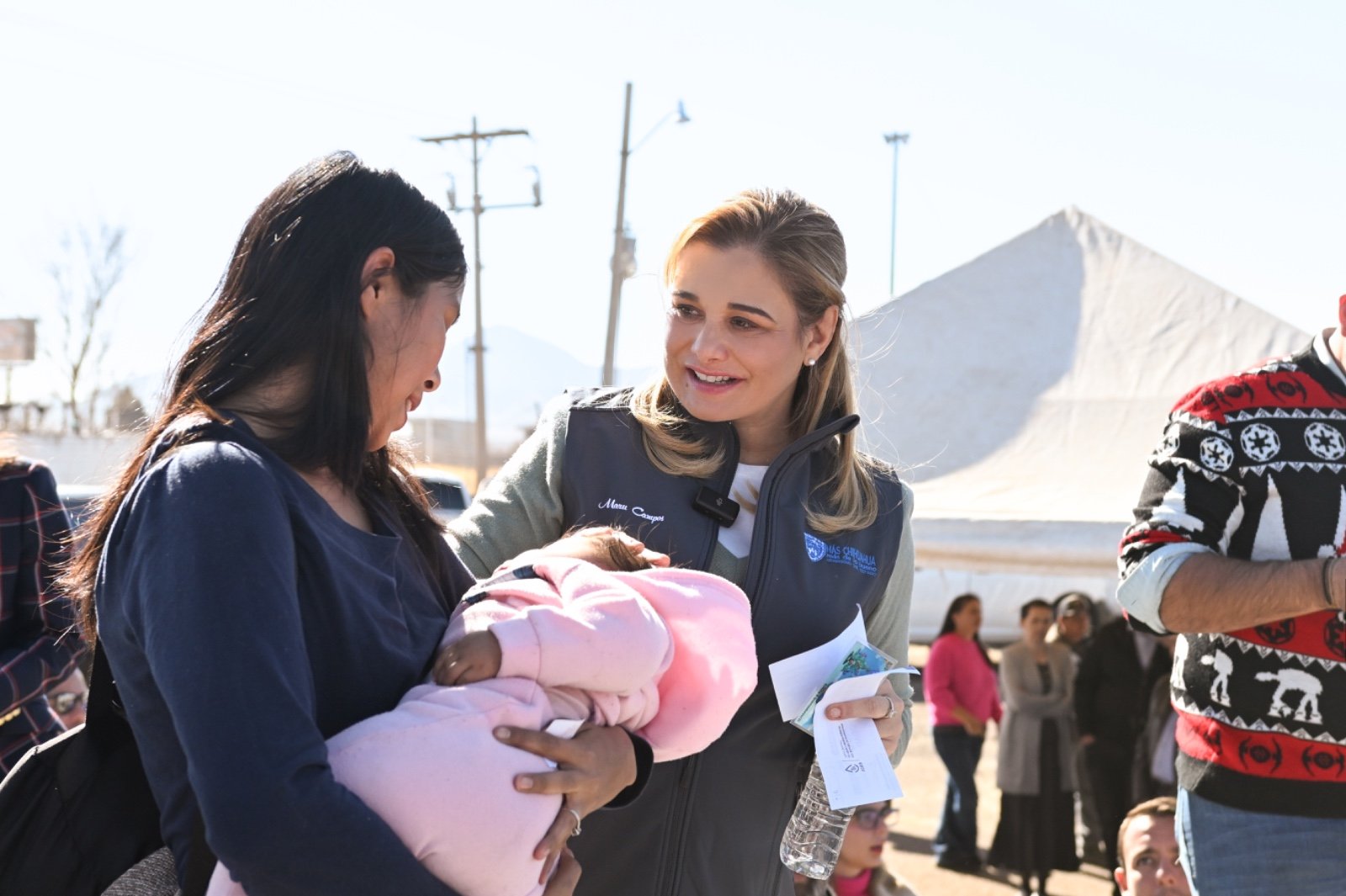 Maru Campos asegura que Chihuahua recibirá migrantes pero solo de paso