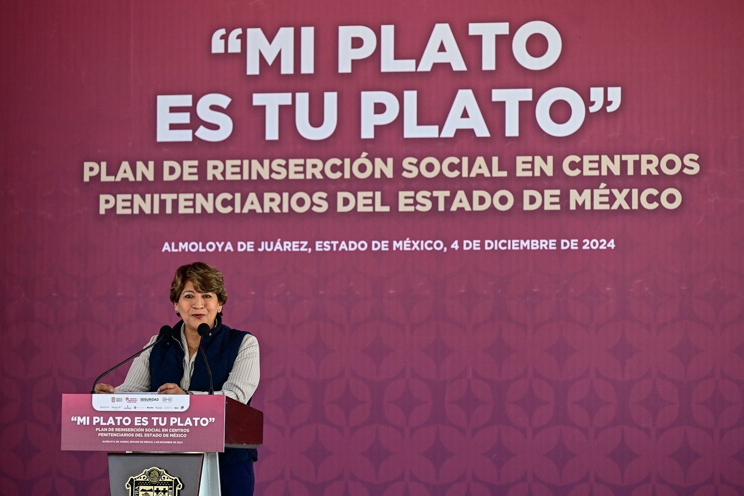 Delfina Gómez presenta el programa "Mi plato es tu plato"