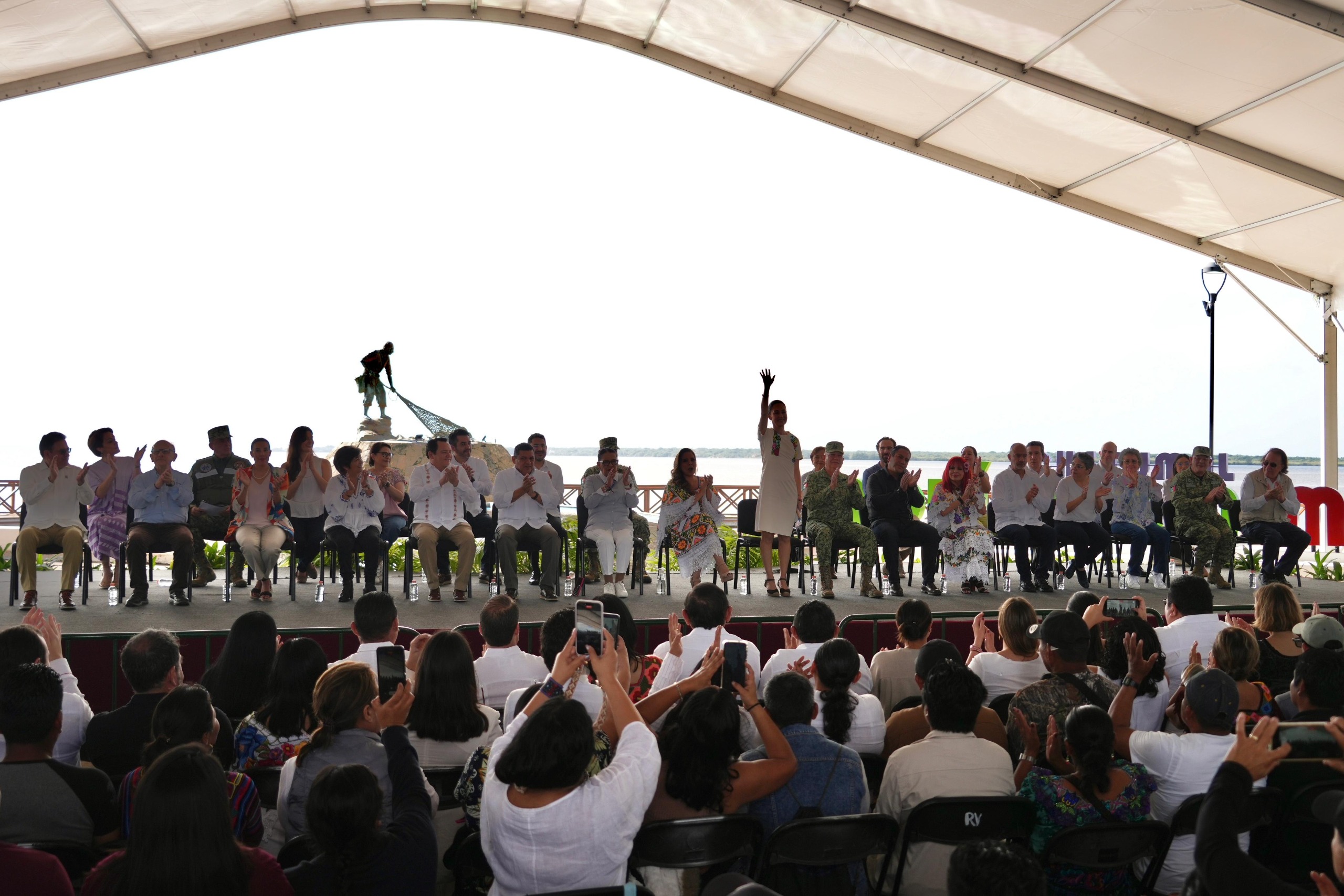 Sheinbaum encabeza ceremonia del Tren Maya