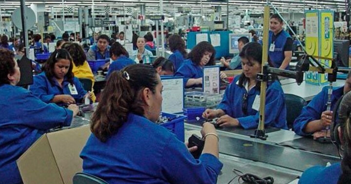 Aguinaldo doble podría discutirse en reformas laborales para 2025