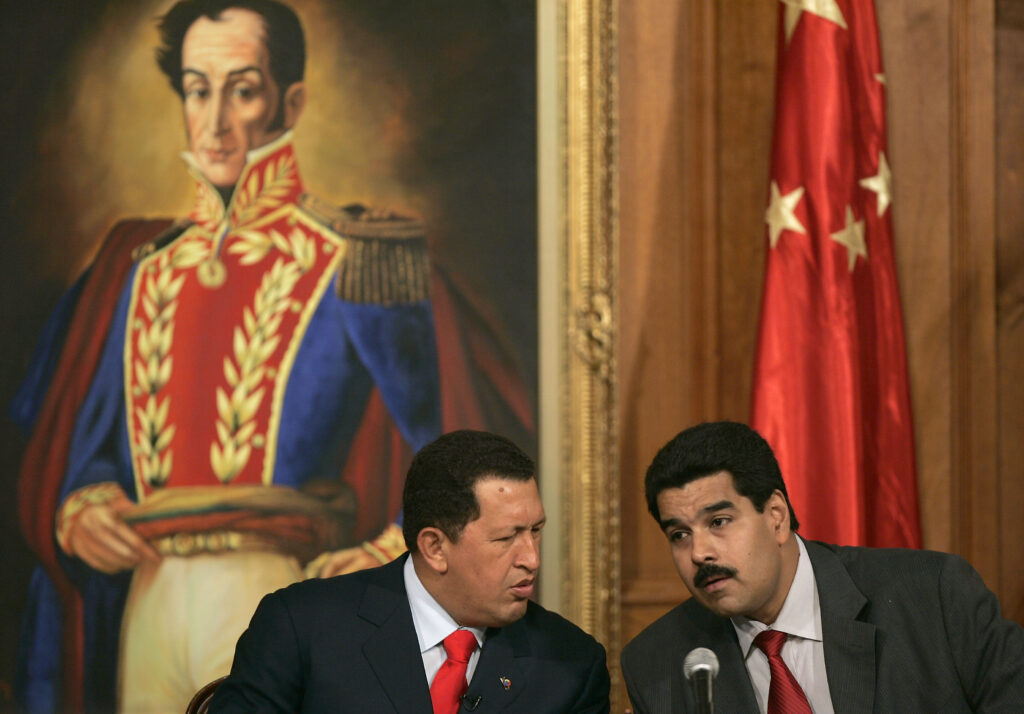 Hugo Chávez y Nicolás Maduro
