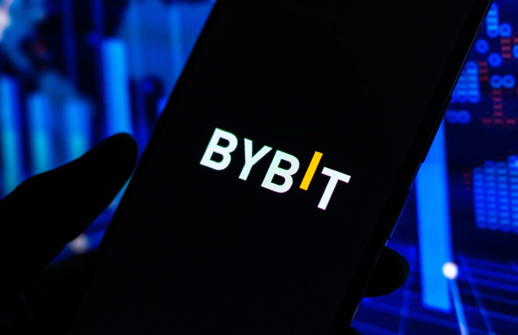 Bitcoin a la baja por hackeo en Bybit