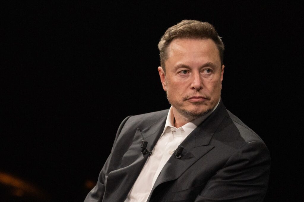 Elon Musk vs USAID