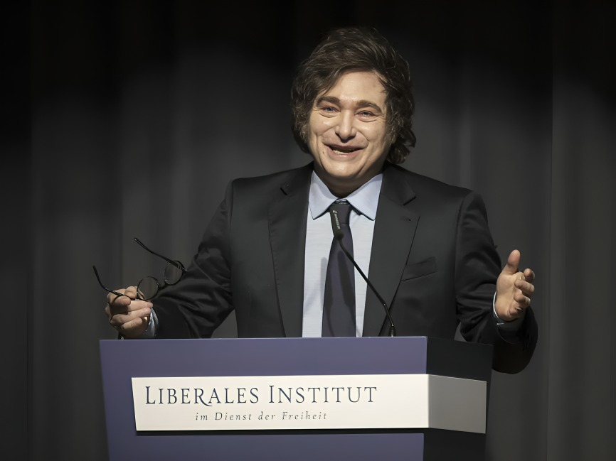 Javier Milei se deslinda de fraude con criptomonedas